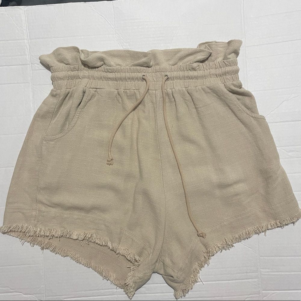 NWT! Blank NYC Tan Linen Blend Paperbag Shorts size L